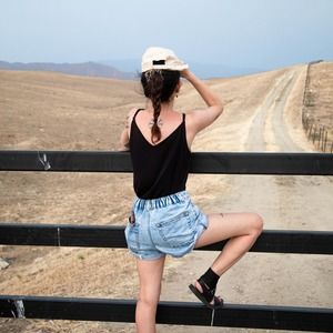 Meet your Posher, Caroline